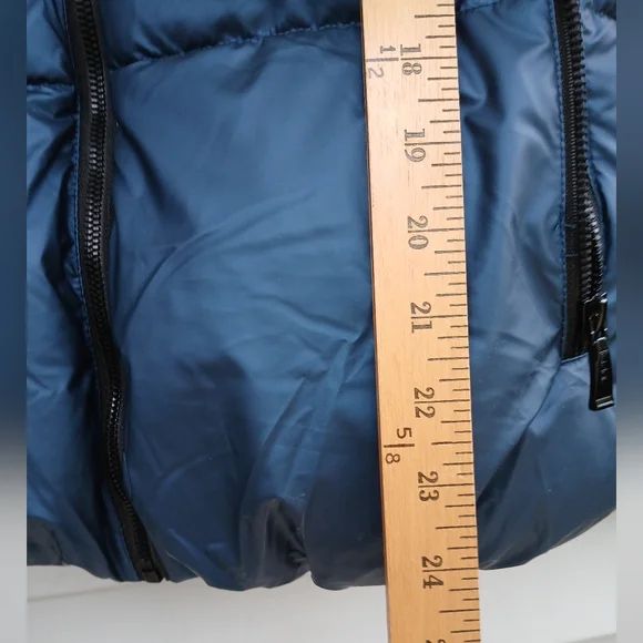 Nicole Miller NY Cropped Puffer Jacker Metallic Blue Various Sizes - Picture 13 of 15